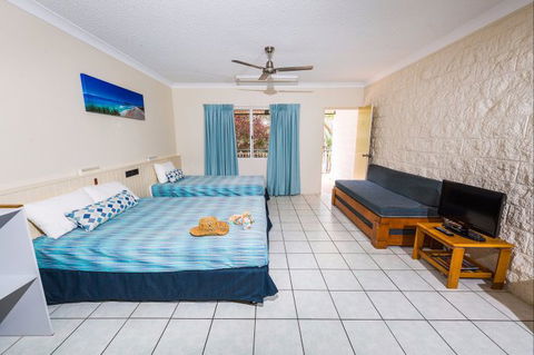 Eurong Beach Resort - Foster Accommodation 0
