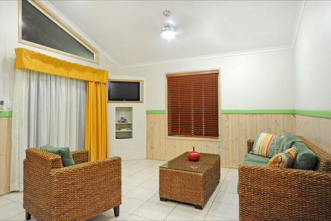 BIG4 Adventure Whitsunday Resort - Foster Accommodation 10