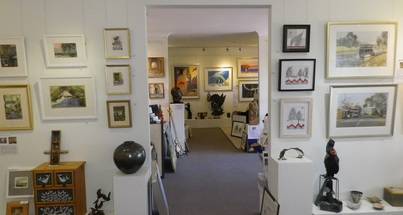Art On Cairncross - Foster Accommodation 3