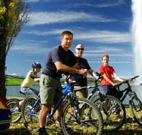 Lake Burley Griffin - Foster Accommodation