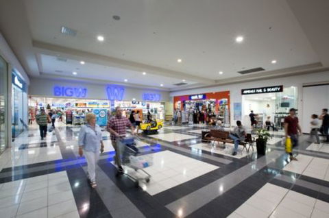 Armidale Central Shopping Centre - Foster Accommodation 2