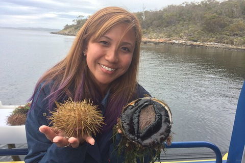 Fresh From The Ocean: Tasmanian Seafood Gourmet Full-Day Cruise Including Lunch - Foster Accommodation 18