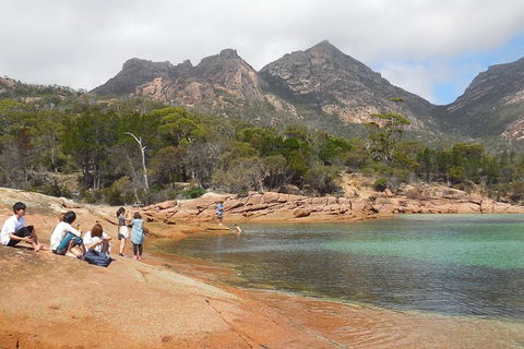 Active Day Tour One-Way From Hobart To Launceston With Wineglass Bay - Foster Accommodation 8