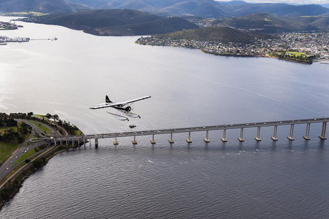 30-Minute Hobart Scenic Flight - Foster Accommodation 5