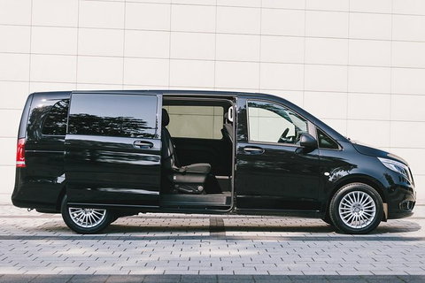 Adelaide Airport To Hotel Round-Trip Private Business Transfer - Foster Accommodation 1