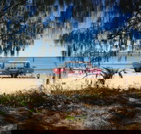 1770 Coastline Tour by LARC Amphibious Vehicle Including Picnic Lunch - Foster Accommodation