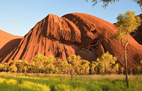 Uluru Sunrise And Guided Base Walk - Foster Accommodation 2