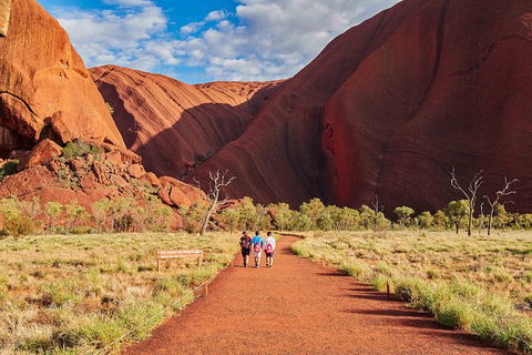 Uluru Base And Sunset Half-Day Trip With Optional Outback BBQ Dinner - Foster Accommodation 25