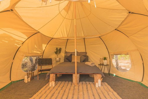 Outback Floatplane Safari Camp Overnighter Including Airboat From Darwin - Foster Accommodation 1