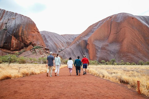 Ayers Rock 4 Tour Combo: Complete Uluru Base Walk At Sunrise, Valley Of The Winds At Sunrise, Kata Tjuta Sunset And Uluru Sunset - Foster Accommodation 10
