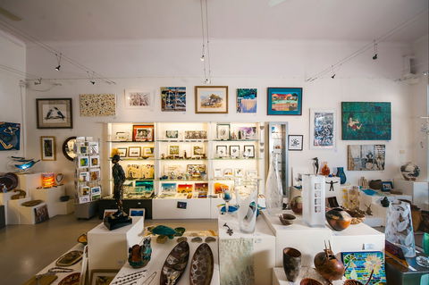 Art Aspects Gallery - Foster Accommodation 0