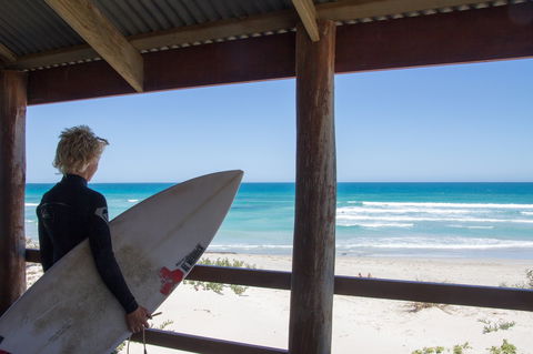 Back Beach - Geraldton - Foster Accommodation 0