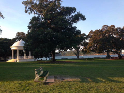 Balmoral Beach - Foster Accommodation 1