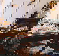 Carmen's Collectables - Foster Accommodation