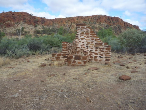 Illamurta Springs Conservation Reserve - Foster Accommodation 1