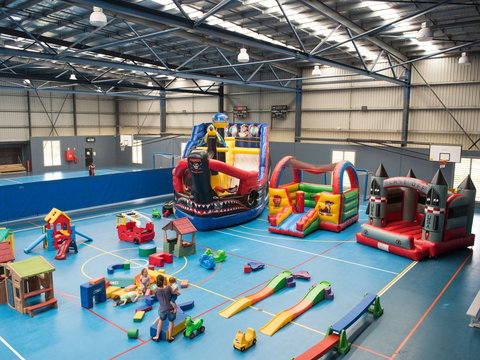 Just Jump Trampoline Park And Play Centre - Foster Accommodation 2