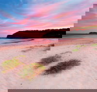 McKenzies Beach - Foster Accommodation