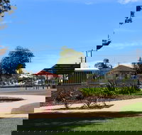 Wellington Square Playground - Foster Accommodation