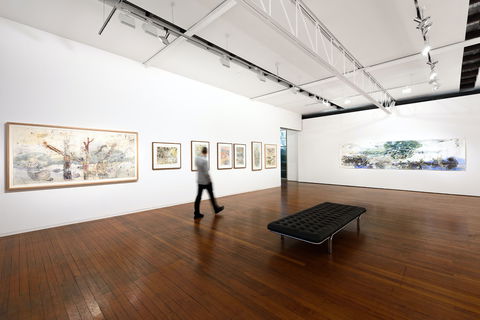 Roslyn Oxley9 Gallery - Foster Accommodation 1