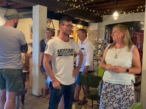 The Coach House Studio - Foster Accommodation 1