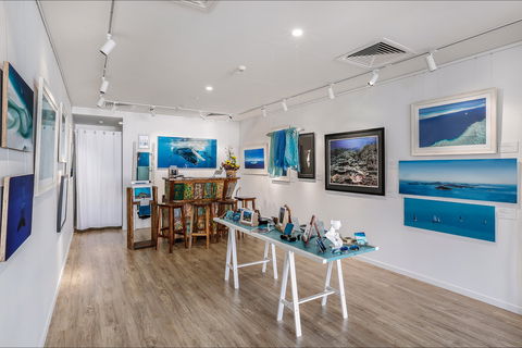Above And Below Photography Gallery - Foster Accommodation 0