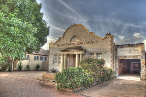 Ardlethan - Foster Accommodation 0