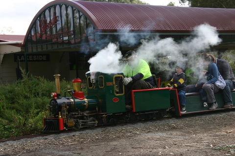 Clare Valley Model Engineers - Foster Accommodation 0