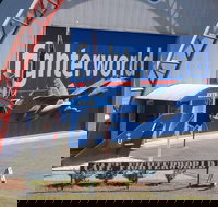 Fighter World - Foster Accommodation