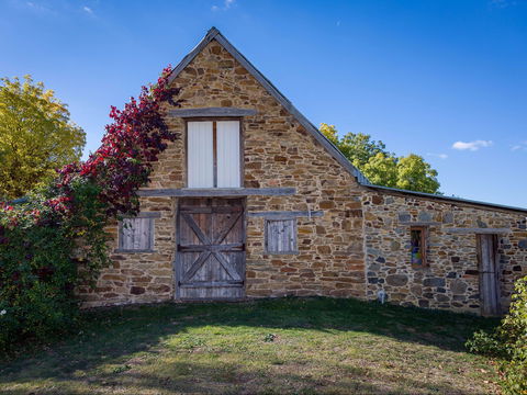 Lavandula Swiss Italian Farm - Foster Accommodation 1