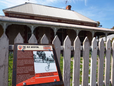 Tailem Bend Historic Rail Trail - Foster Accommodation 2