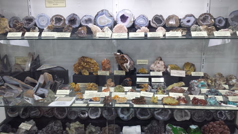 The Ted Elliott Mineral Collection - Foster Accommodation 2