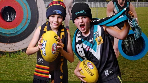 AFL Max Adelaide - Foster Accommodation 0