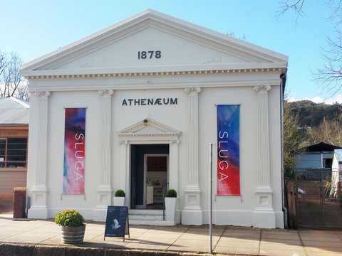 Sluga Gallery - Foster Accommodation 0