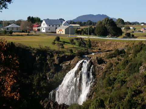 Waratah Falls - Foster Accommodation 0