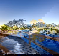 Centenary Lakes Park - Foster Accommodation
