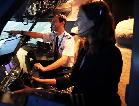 Flight Experience Sydney - Flight Simulations - Foster Accommodation 2