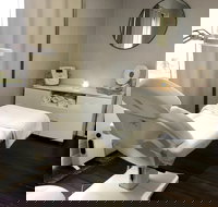 Flinders SkinSpa - Foster Accommodation