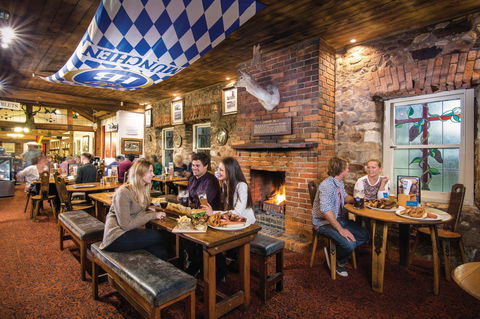 Hahndorf Main Street - Foster Accommodation 1