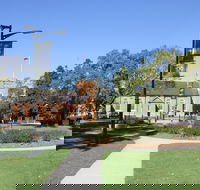 Mawson Park Campbelltown - Foster Accommodation