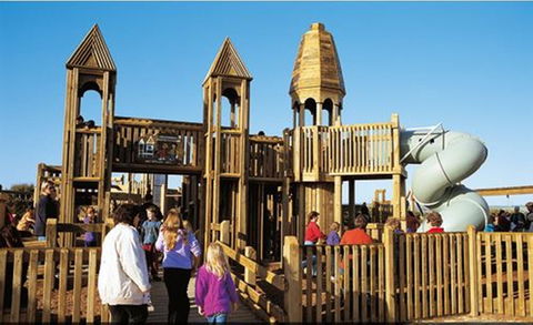 Port Noarlunga Jubilee Park Adventure Playground - Foster Accommodation 0
