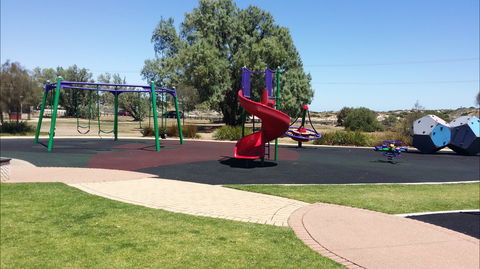 Port Noarlunga Jubilee Park Adventure Playground - Foster Accommodation 1