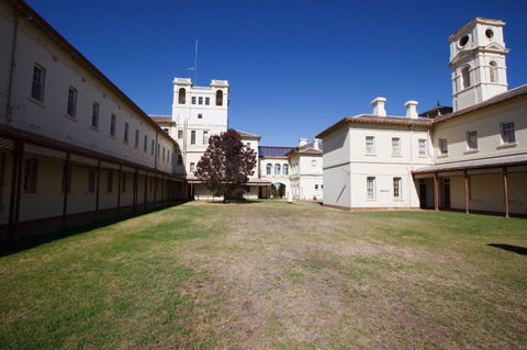 Aradale Lunatic Asylum - Foster Accommodation 1