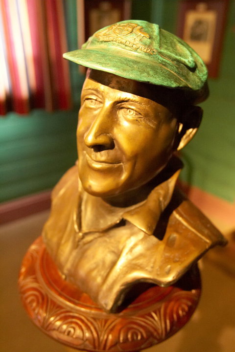 Cootamundra Cricketing Exploration - Foster Accommodation 1