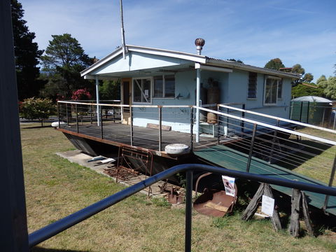 Eildon Dams Museum - Foster Accommodation 2