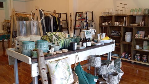 Hills & Coast - Foster Accommodation 0