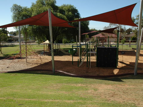 Rutherglen Apex Park - Foster Accommodation 1