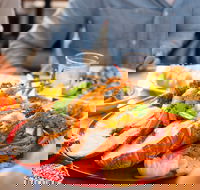 The Fresh Fish Place - Foster Accommodation