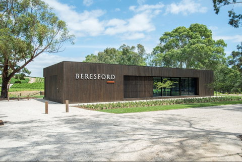 Beresford Estate Tasting Pavilion - Foster Accommodation 1