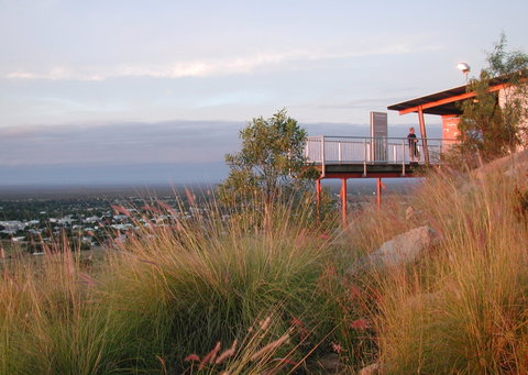 Towers Hill Lookout And Amphitheatre - Foster Accommodation 1