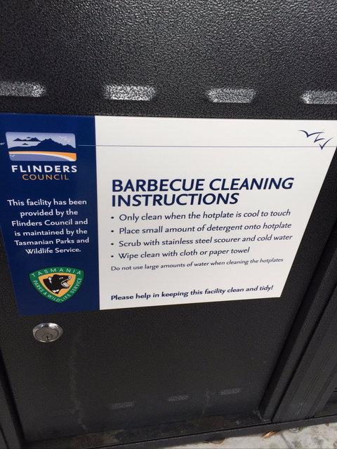 Whitemark Foreshore Picnic Area - Foster Accommodation 2